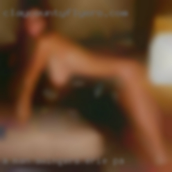 A man swingers Erie, PA who  will complete me.