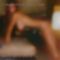 Ebony Utica, NY girl that loves  white men.