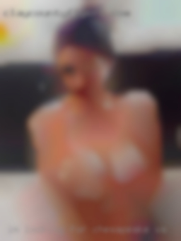 I'm looking for a playmate for in Chesapeake, VA sex.