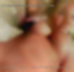 Im not into woman sex in Caruthersville, MO so dont ask.