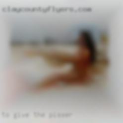 To give in the pisser and receive pleasure.